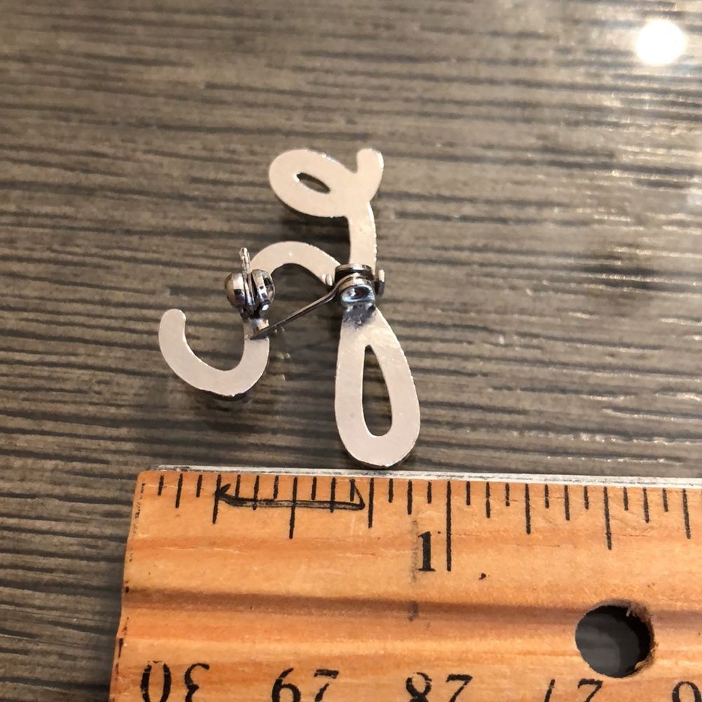 Vintage Lower Case Cursive “h” Initial Pin Silvertone - Picture 7 of 12